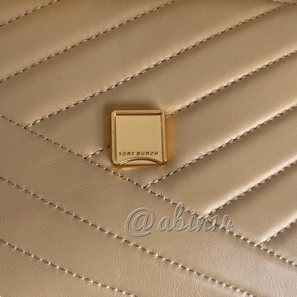 Tory Burch Kira Chevron Small Convertible Leather Shoulder Bag - Picture 14 of 15